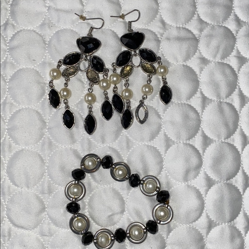 Women black pearls and silver beads earrings and bracelet set Bundle jewelry
